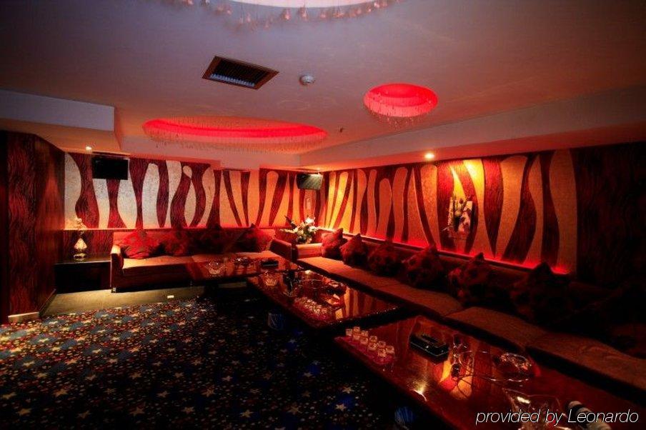 צ'נגדו Rong Impression International Hotel מראה פנימי תמונה