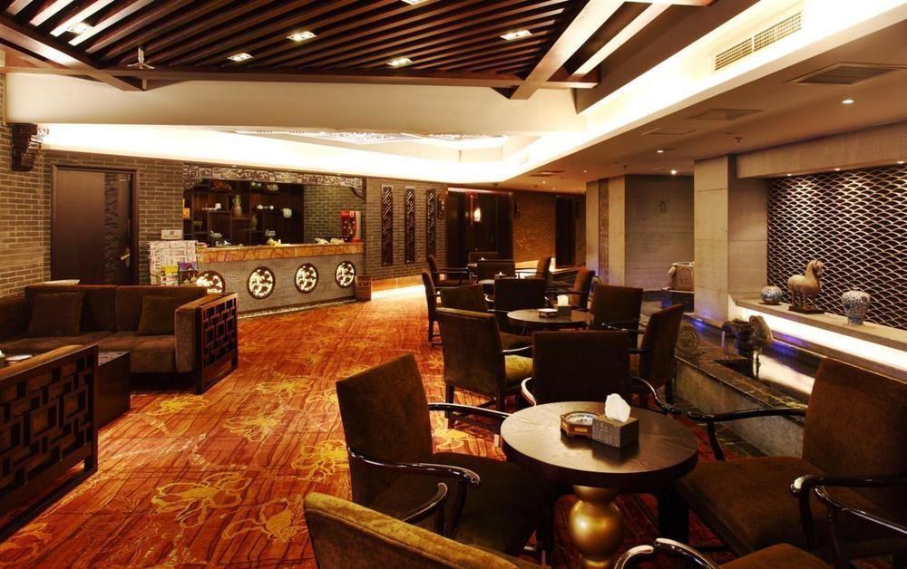 צ'נגדו Rong Impression International Hotel מראה חיצוני תמונה