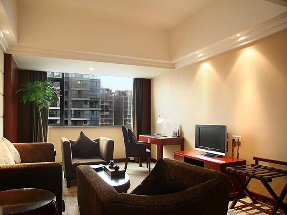 צ'נגדו Rong Impression International Hotel מראה חיצוני תמונה