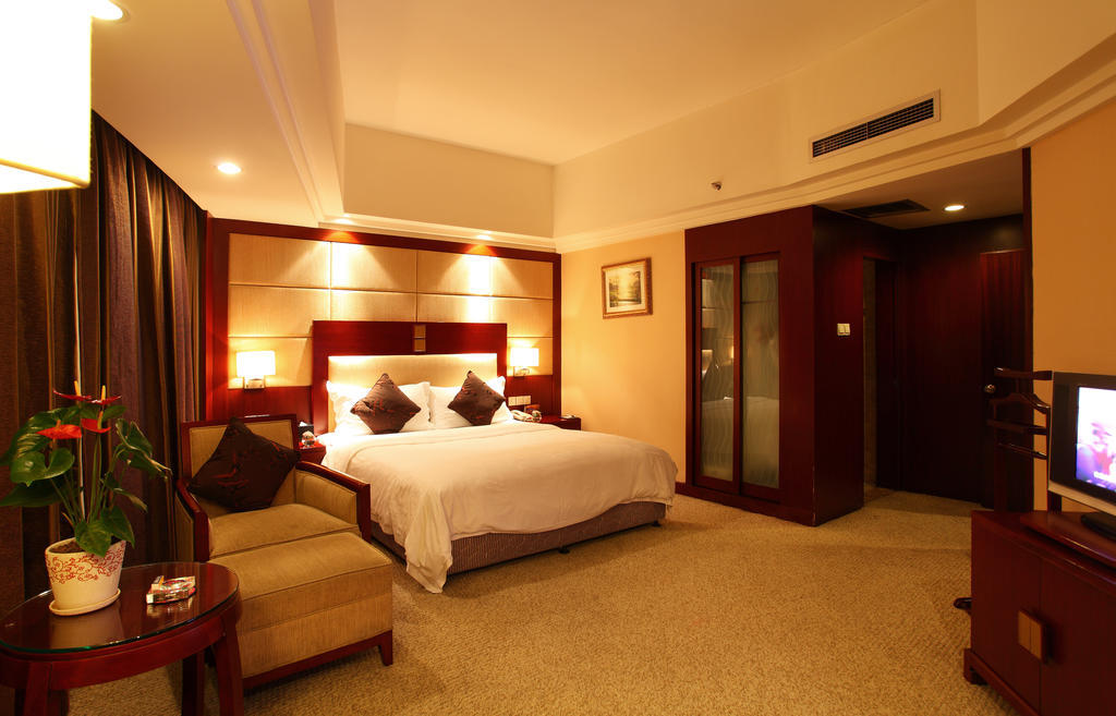 צ'נגדו Rong Impression International Hotel מראה חיצוני תמונה